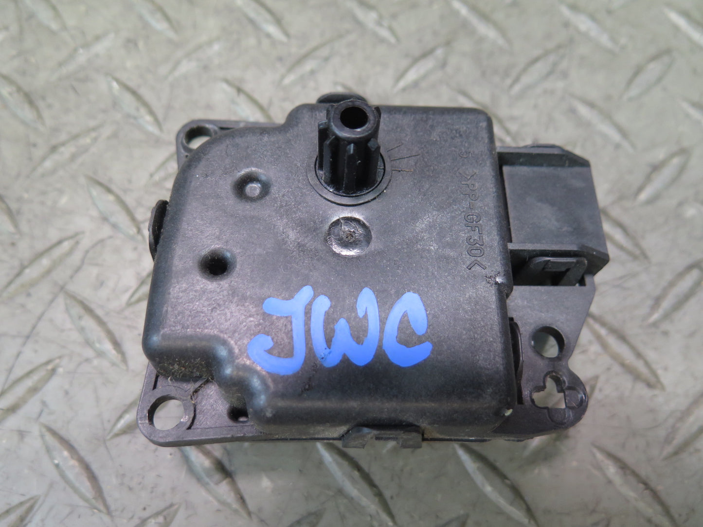 11-17 Jeep Wrangler JK Set of 3 A/C Heater Flap Door Actuator Motor OEM