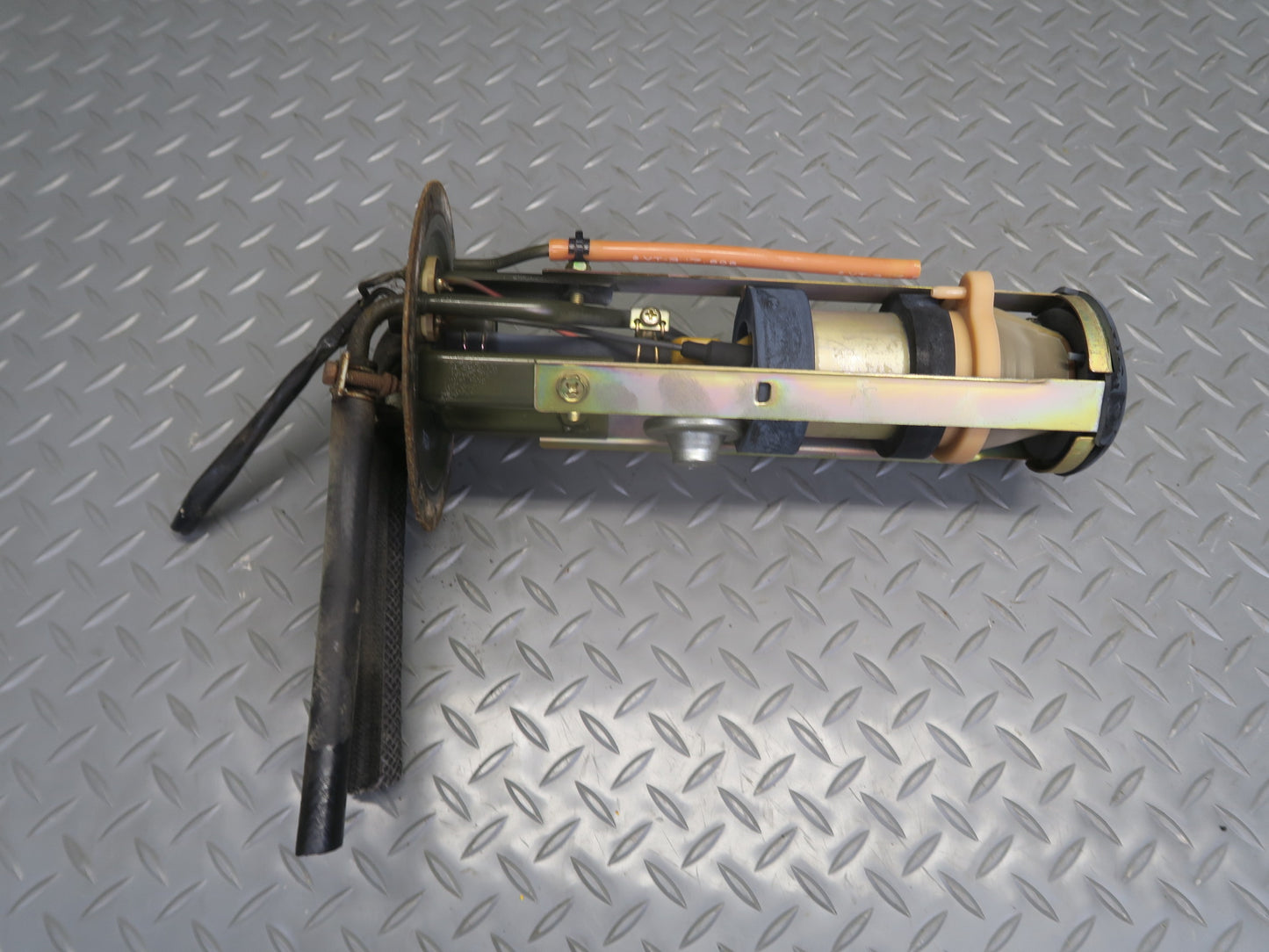 85-89 Nissan Z31 300ZX VG30E NA Fuel Pump w Sending Unit Set OEM