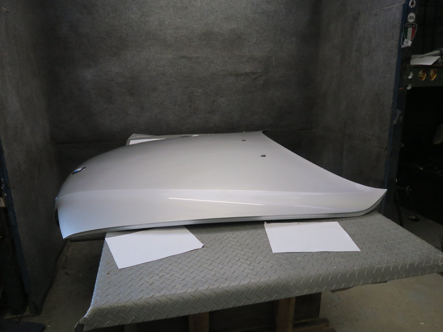 99-03 BMW E39 540ia Front Hood Bonnet Shell Panel Titan Silver OEM