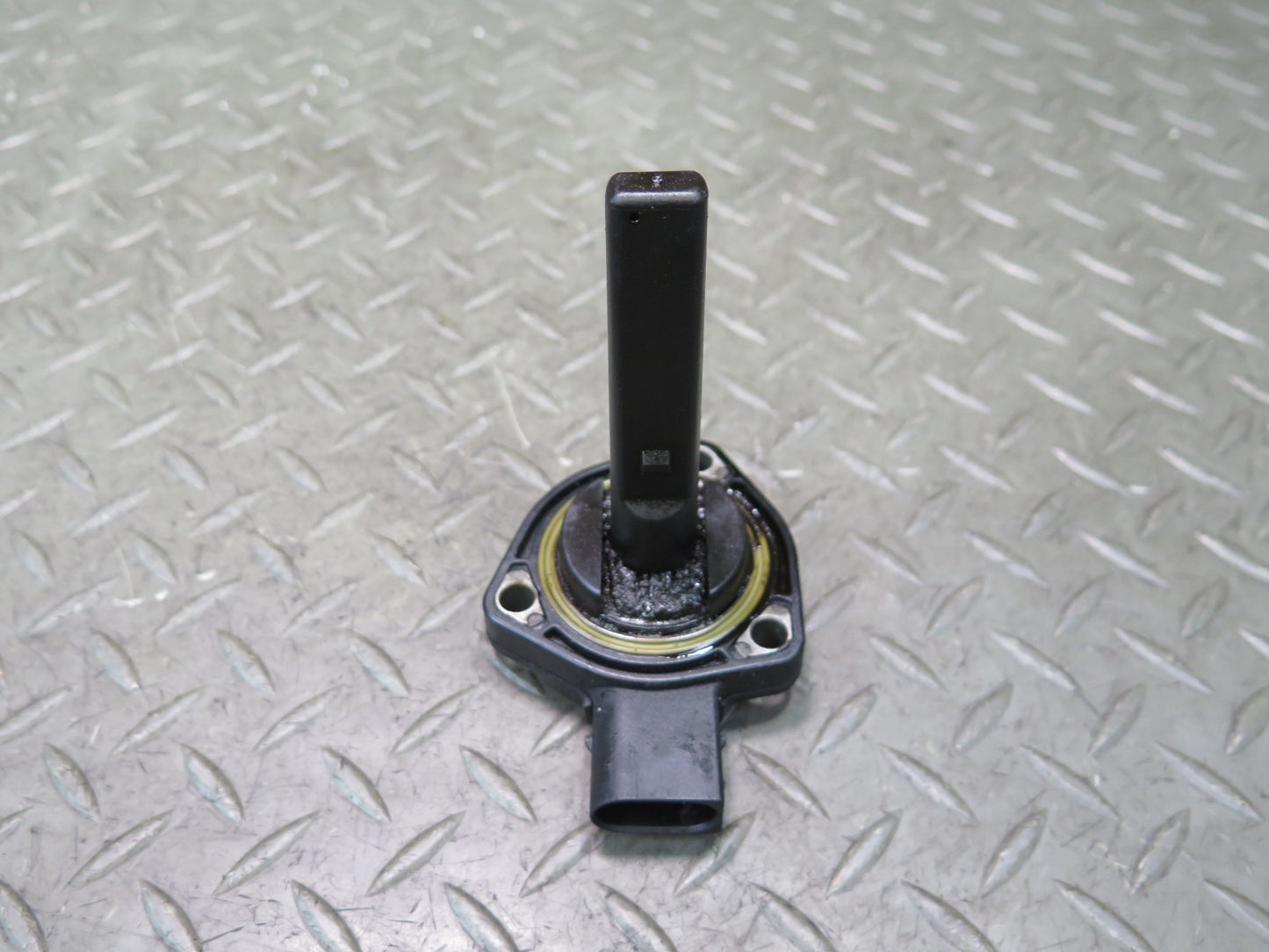 01-06 BMW E46 330ci Engine Motor Oil Level Sensor 7508003 OEM