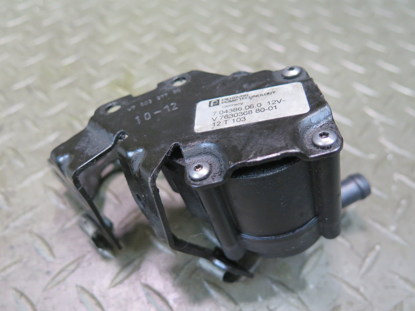 11-15 Mini S R55 R56 R57 R58 N14 N18 Auxiliary Water Coolant Pump 7630368 OEM