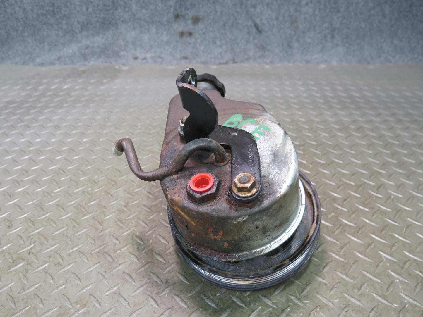 2010-2014 Cadillac Escalade Power Steering Pump w Pulley