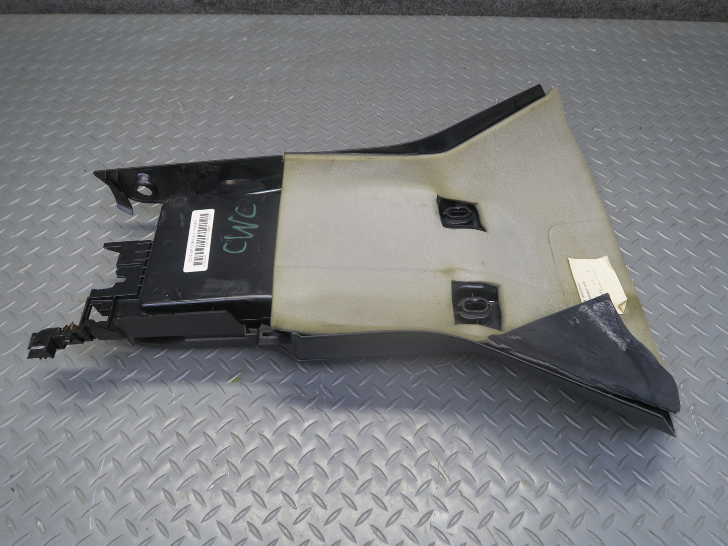 05-10 Chevrolet Corvette C6 Front Center Console Arm Rest Lid Assembly Black OEM
