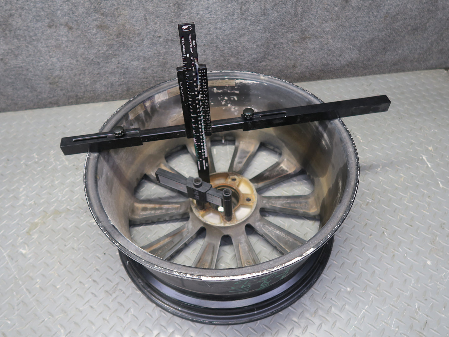 Set of 4 Rays Versus Genoma R19 19" Wheel Rim 19x8JJ ET45 Damaged