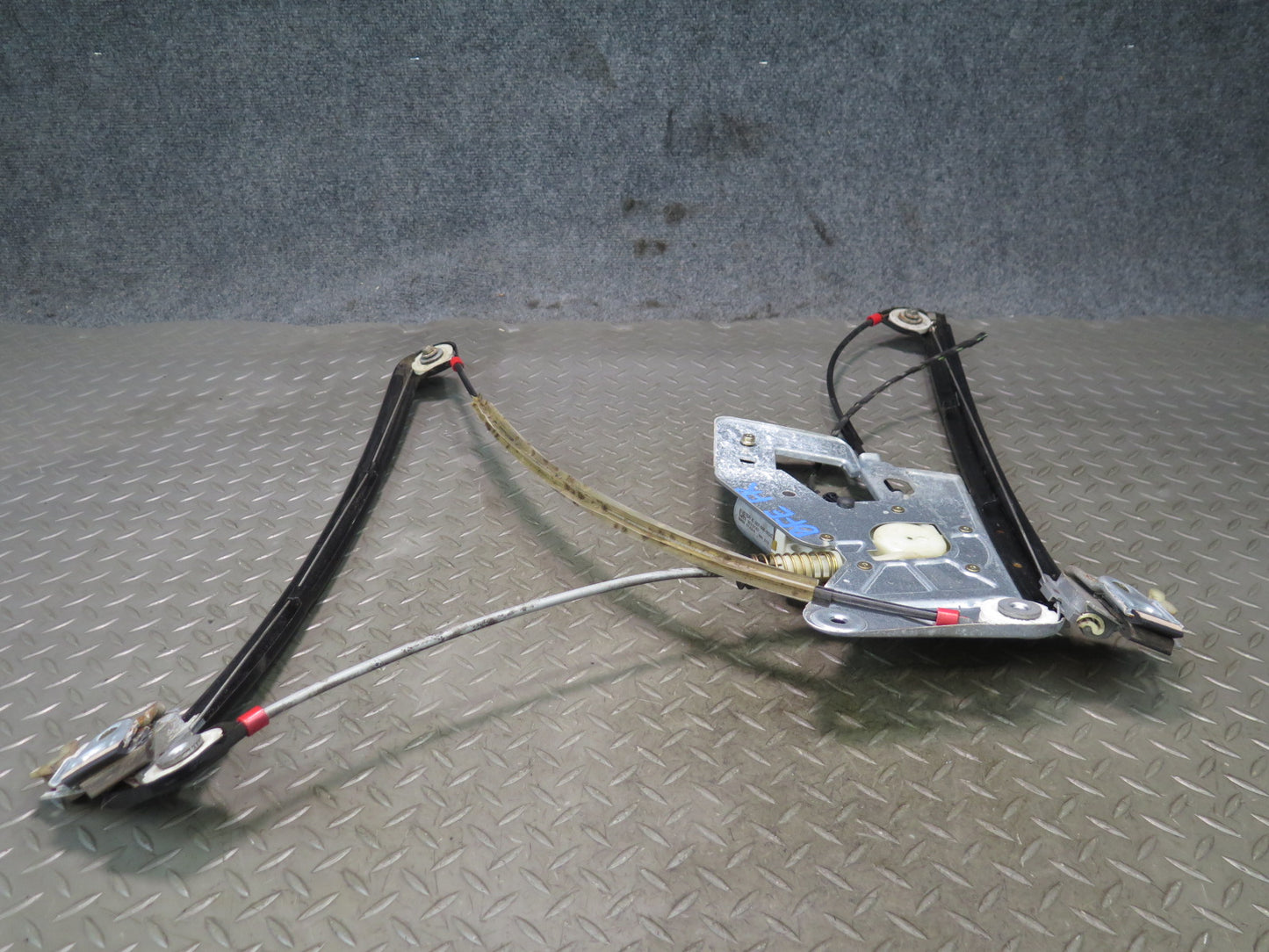 97-03 BMW E39 540ia Front Right Door Window Regulator w Motor Assembly OEM