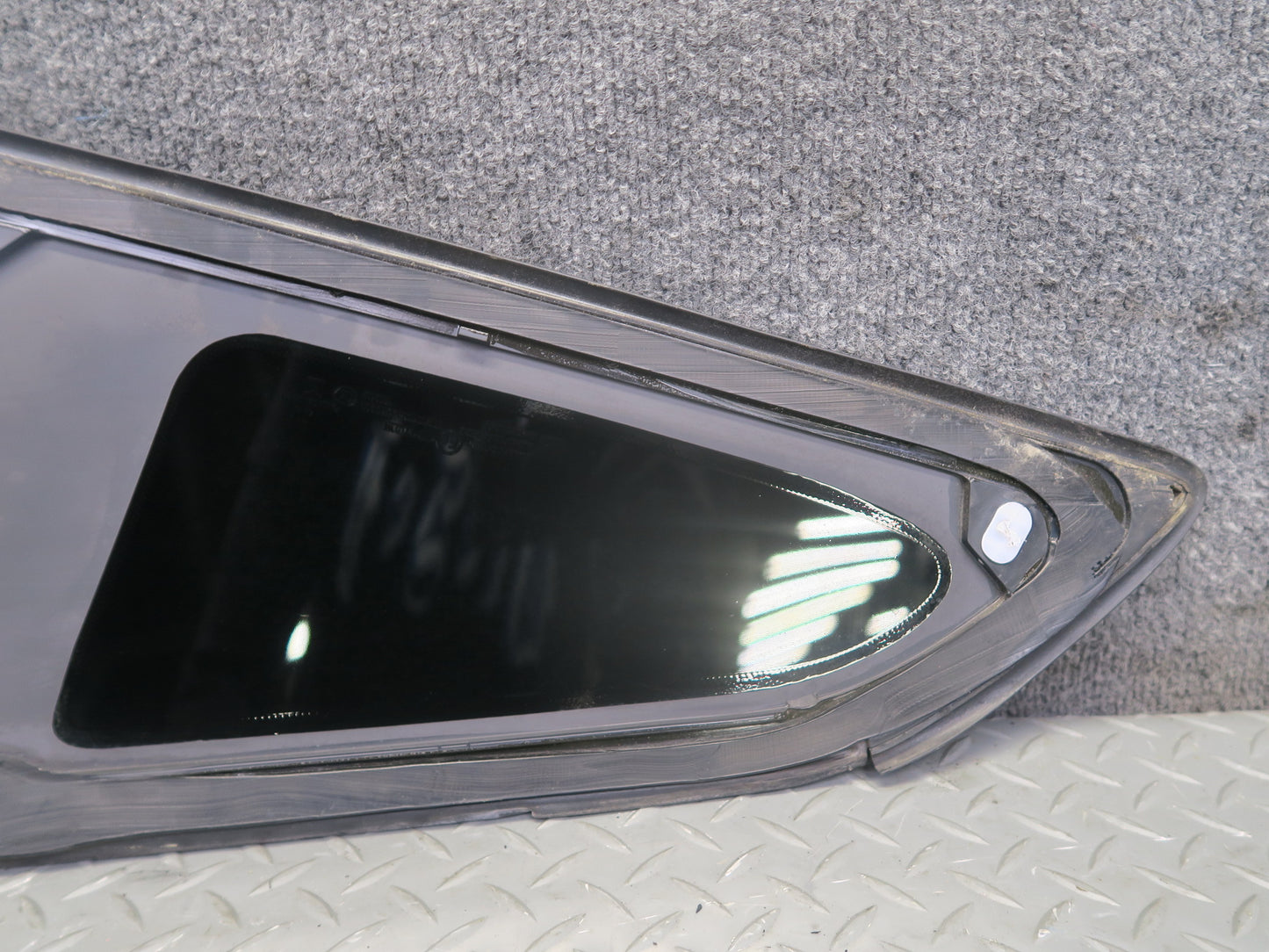 14-19 Chevrolet Corvette C7 Coupe Rear Right Quarter Glass Window OEM