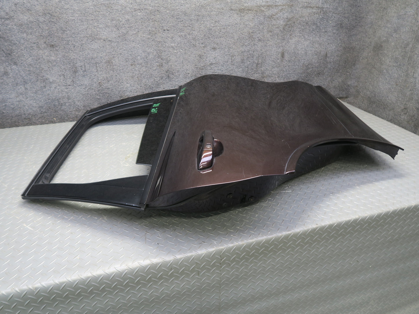 2011-2018 Porsche Cayenne 958 Rear Right Door Shell Panel w Glass Mahagony