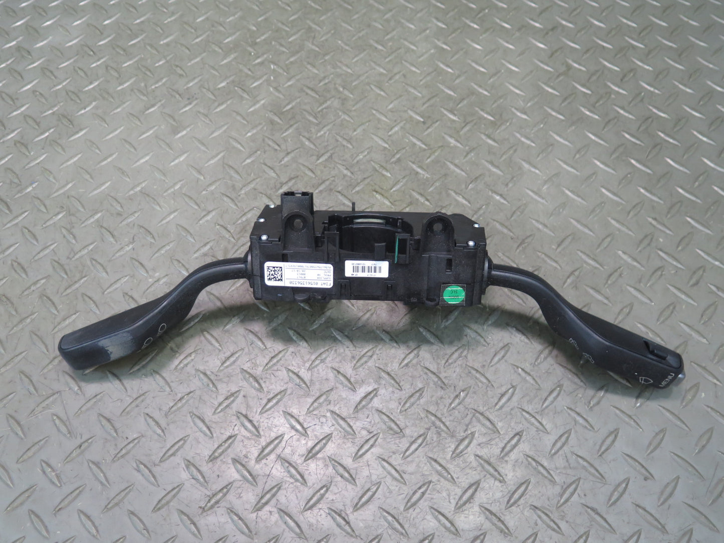 2017-2023 Alfa Romeo Stelvio Steering Column Multifunction Control Switch