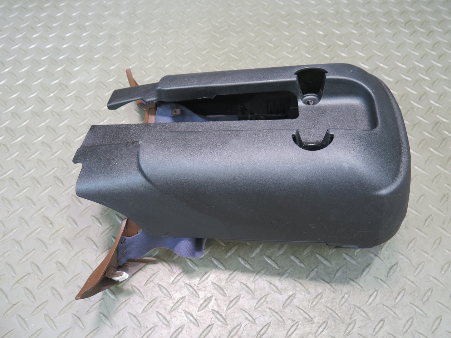 2017-2023 Alfa Romeo Stelvio Steering Column Upper & Lower Trim Cover Panel