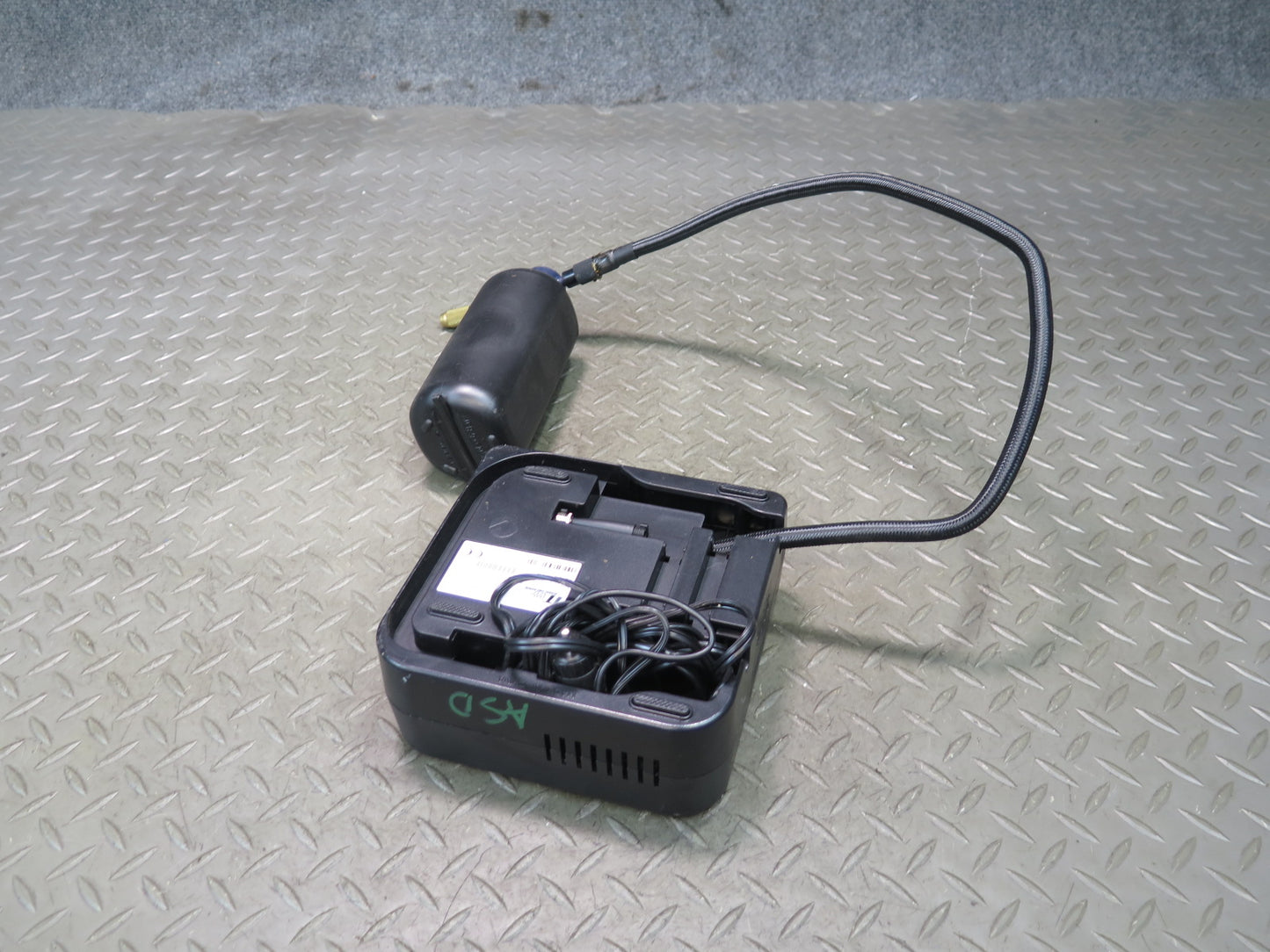 2017-2023 Alfa Romeo Stelvio Emergency Tire Inflator Wheel Air Compressor Pump