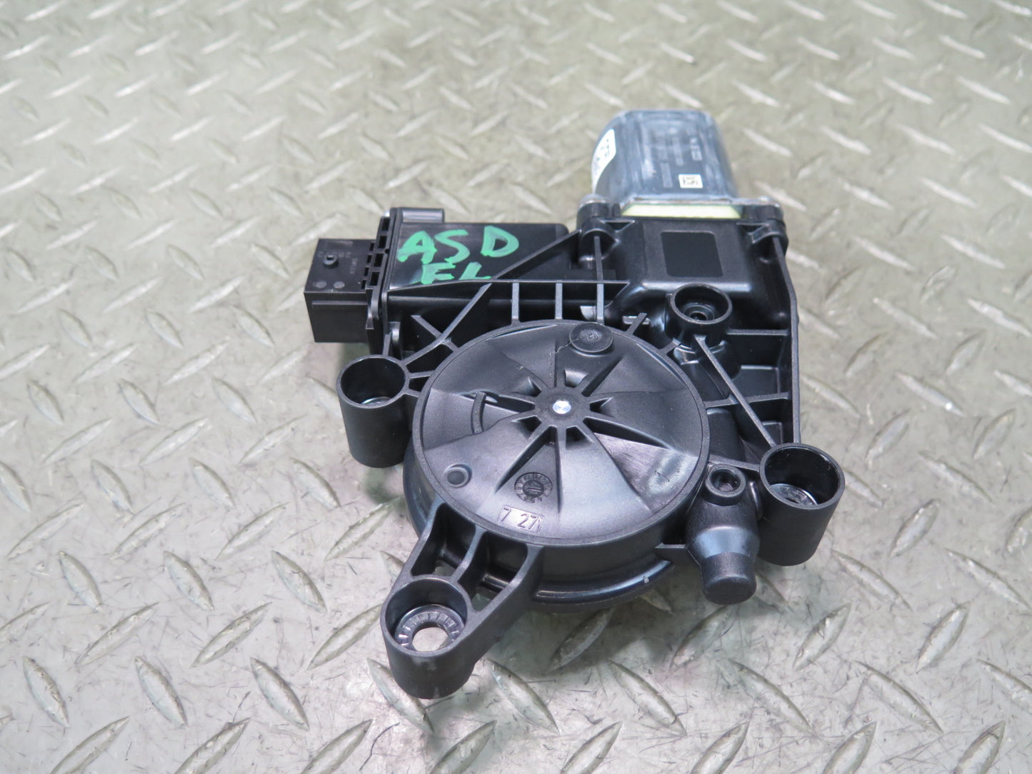 2017-2023 Alfa Romeo Stelvio Front Left Driver Side Window Regulator Motor