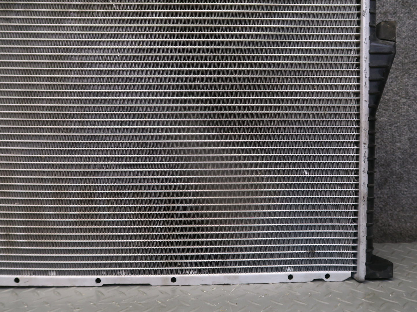 99-03 BMW E39 540ia 4.4L M62 A/T Engine Cooling Radiator Spectra CU2285