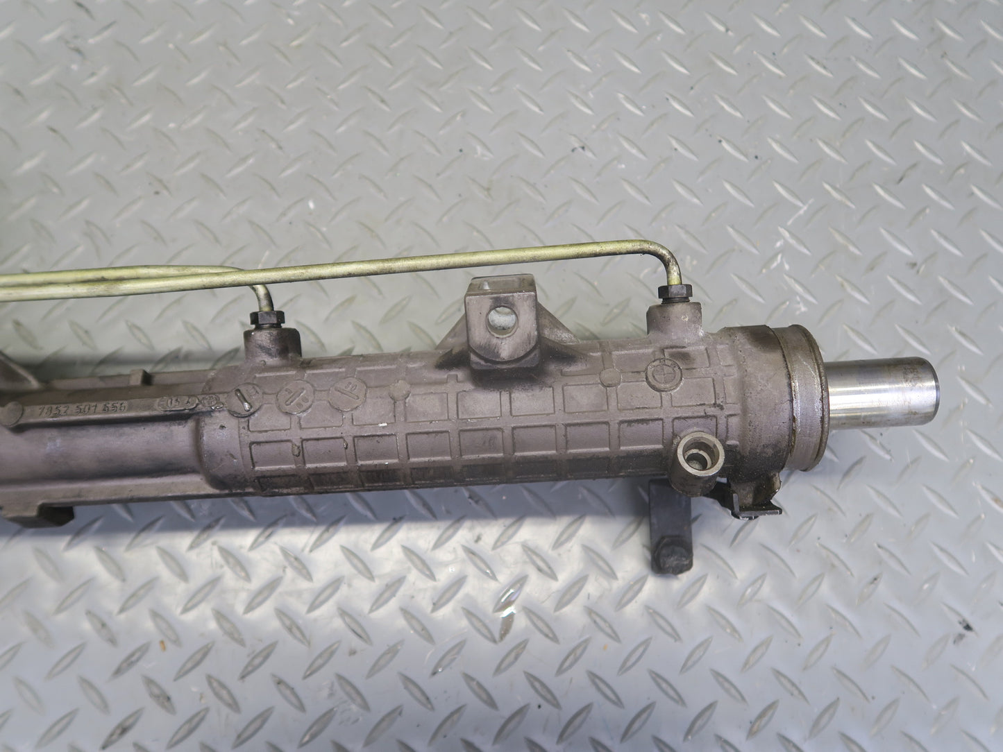 2001 BMW E46 330ci Power Steering Gear Rack & Pinion Yellow TAG 120K 6753852 OEM