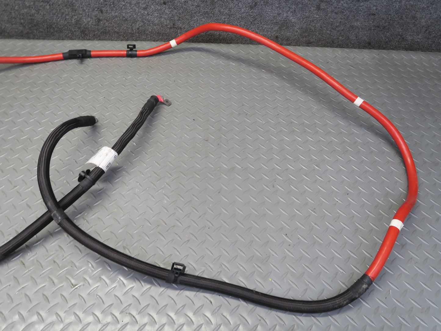 2017-2020 Maserati Levante M161 Battery Positive Cable 670032363