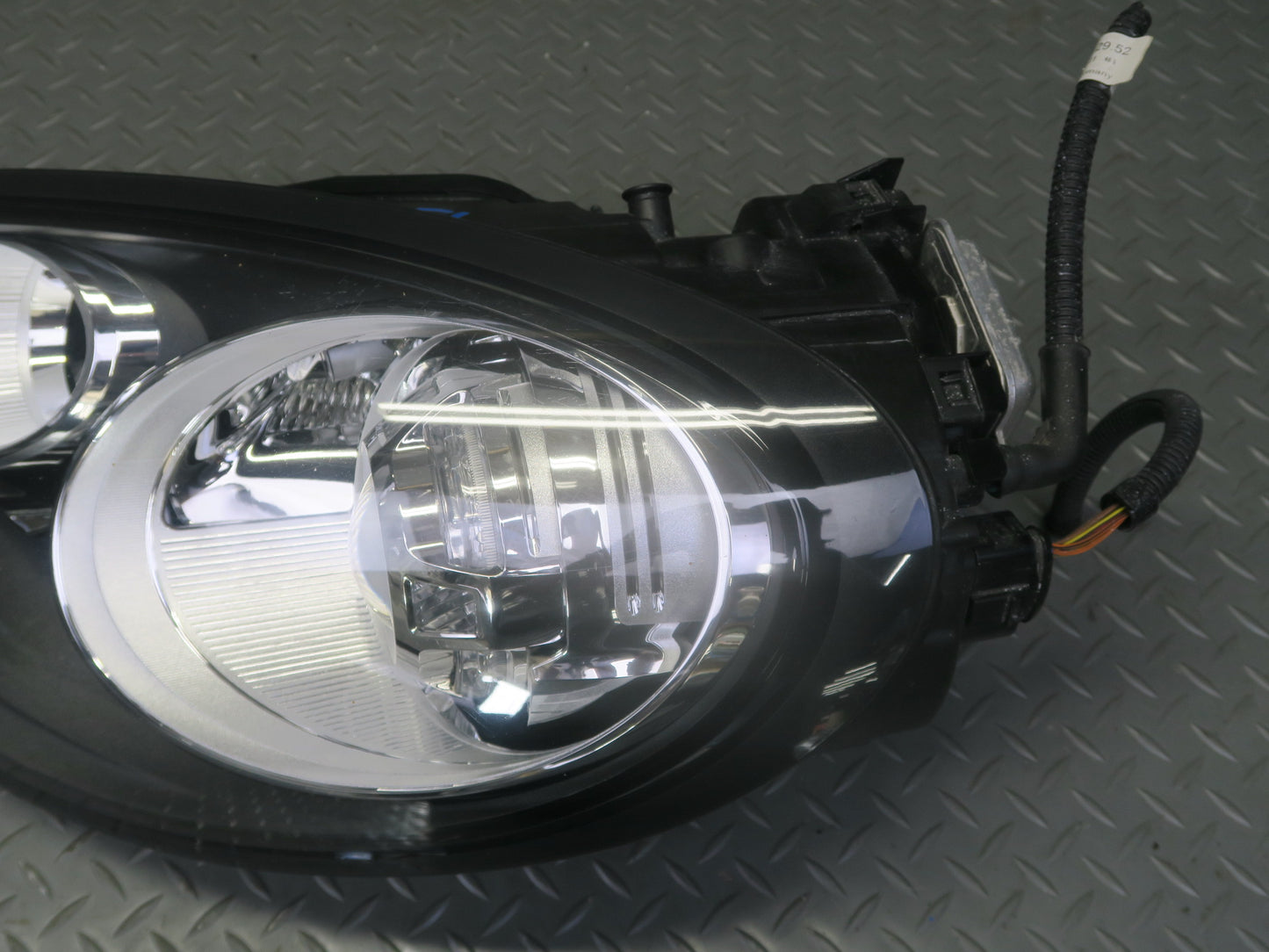 2014-2016 Porsche Panamera 970 Front Left Driver Side HID Xenon Headlight Lamp