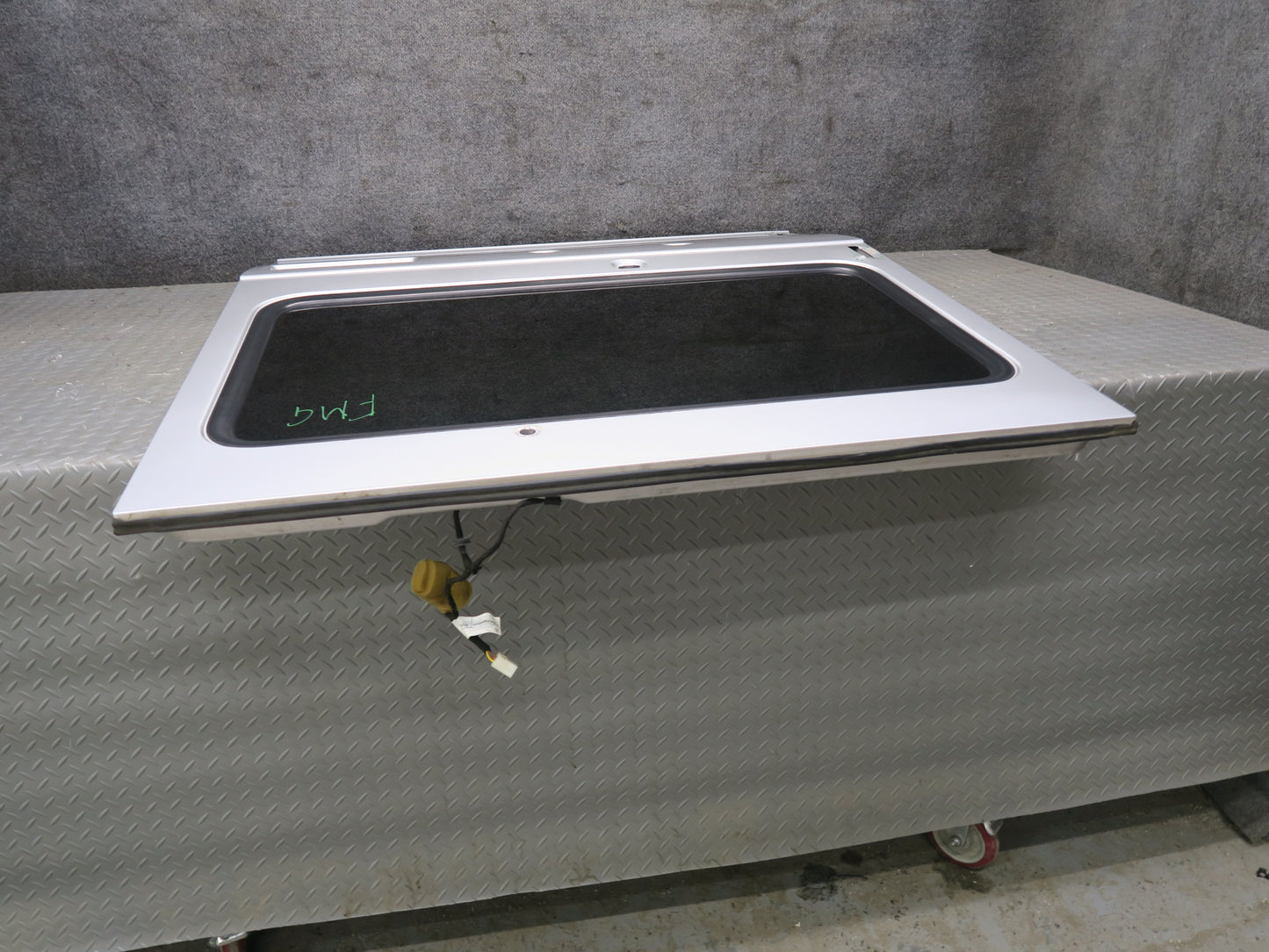 2002-2007 Mercedes W463 G500 Rear Trunk Tailgate Lid Shell Cover Silver