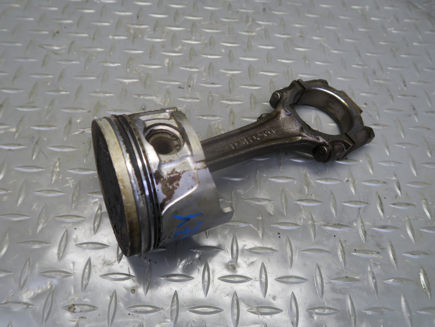 84-87 Nissan 300ZX Z31 VG30E NA Set of 6 Engine Piston w Connecting Rod OEM