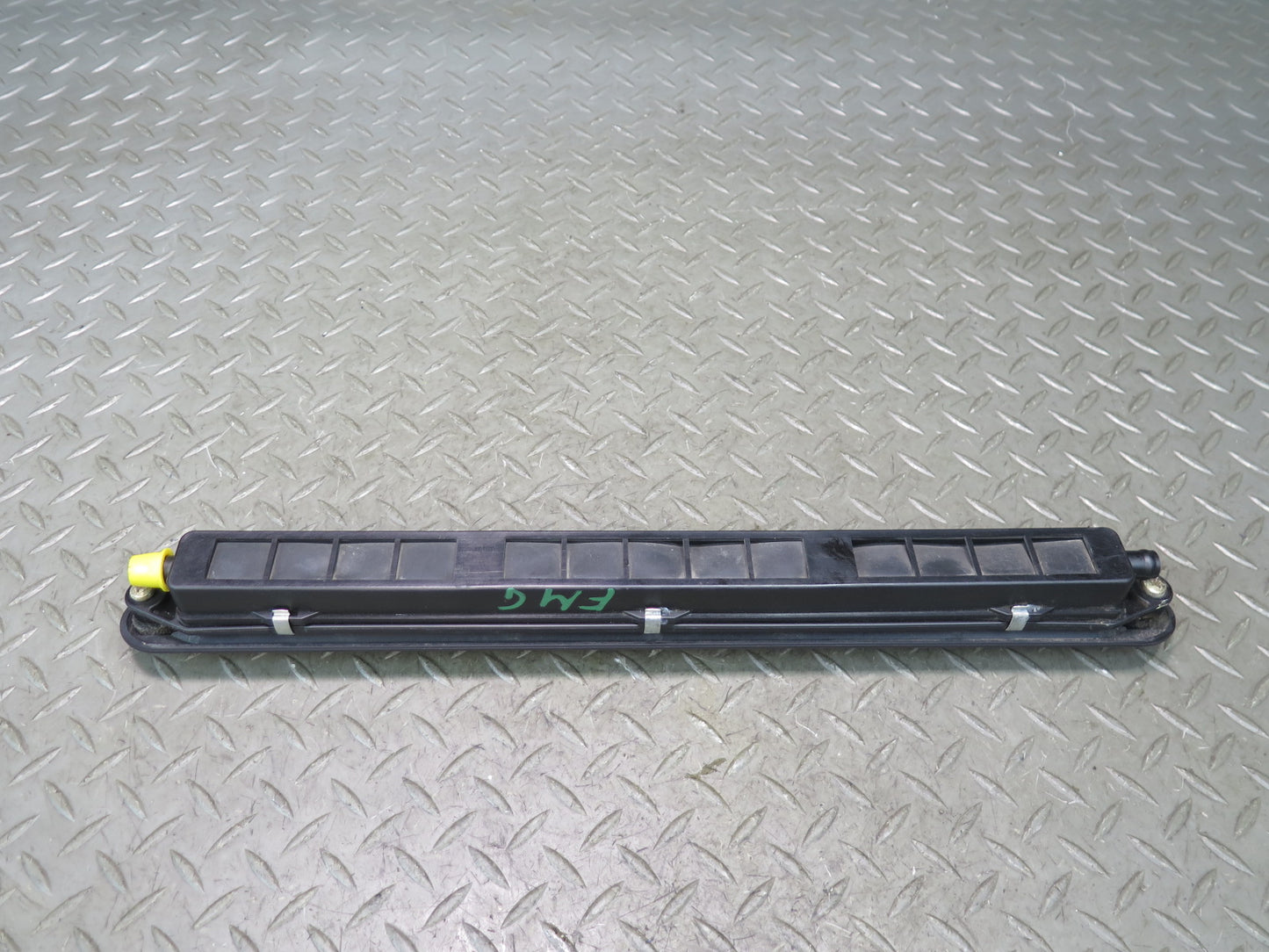2002-2018 Mercedes W463 G500 G550 G55 AMG Left & Right Rear Body Air Vent Set