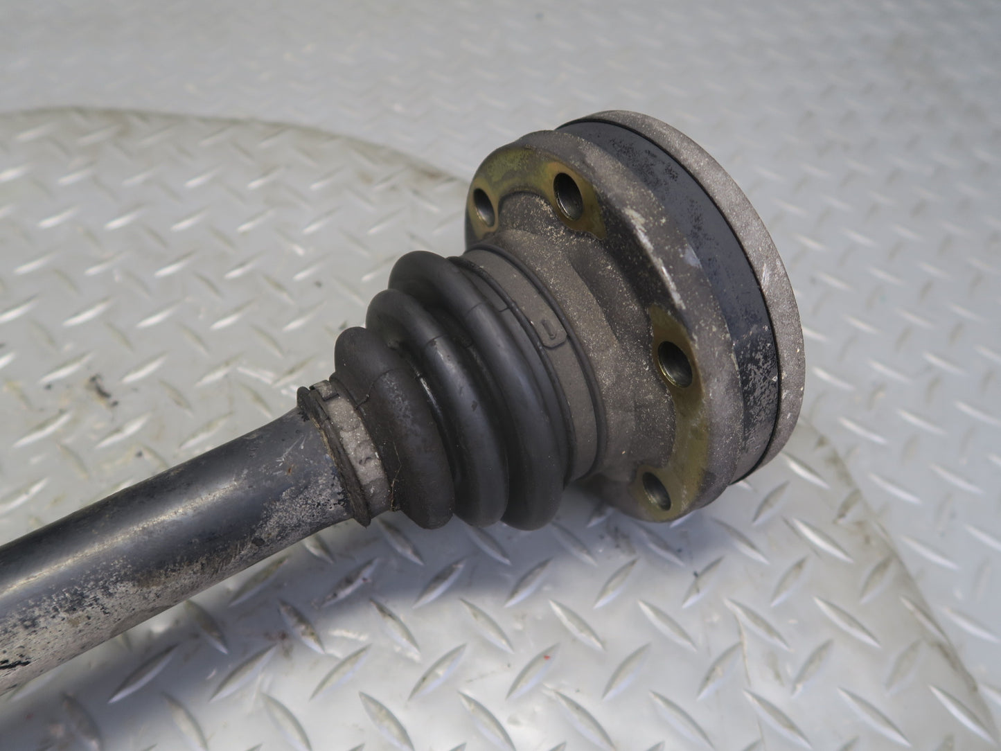97-03 BMW E39 540i M62 RWD A/T Rear Right or Left Axle Shaft 7507614 OEM