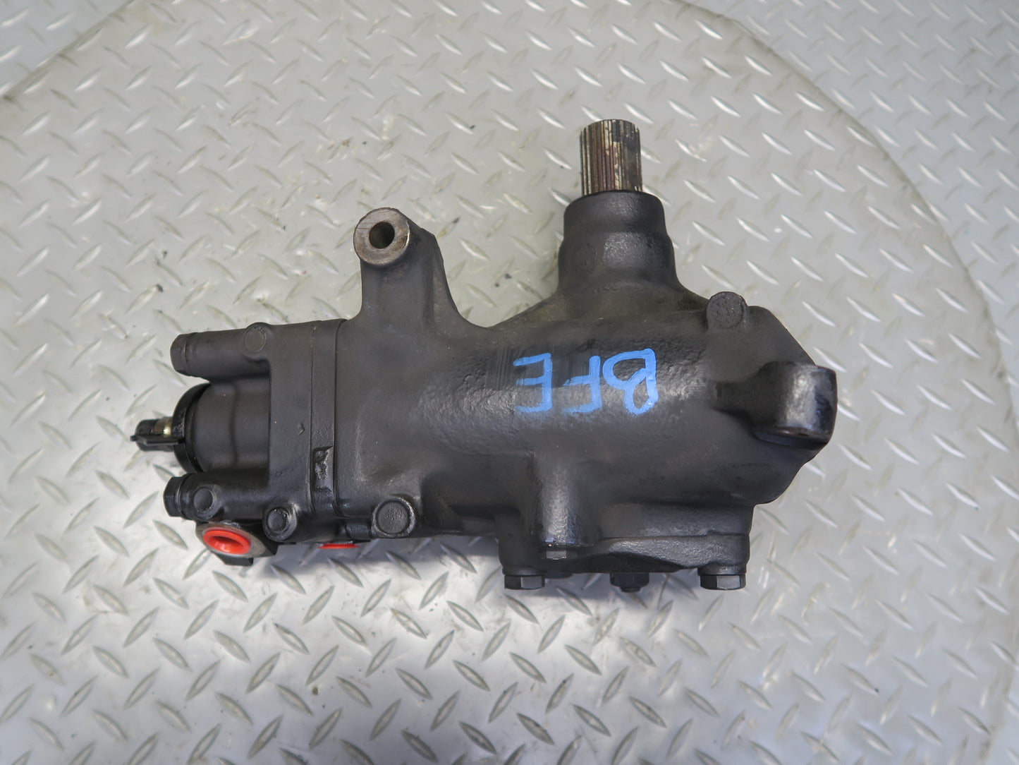 97-03 BMW E39 540ia M62 Hydraulic Power Steering Gear Box OEM