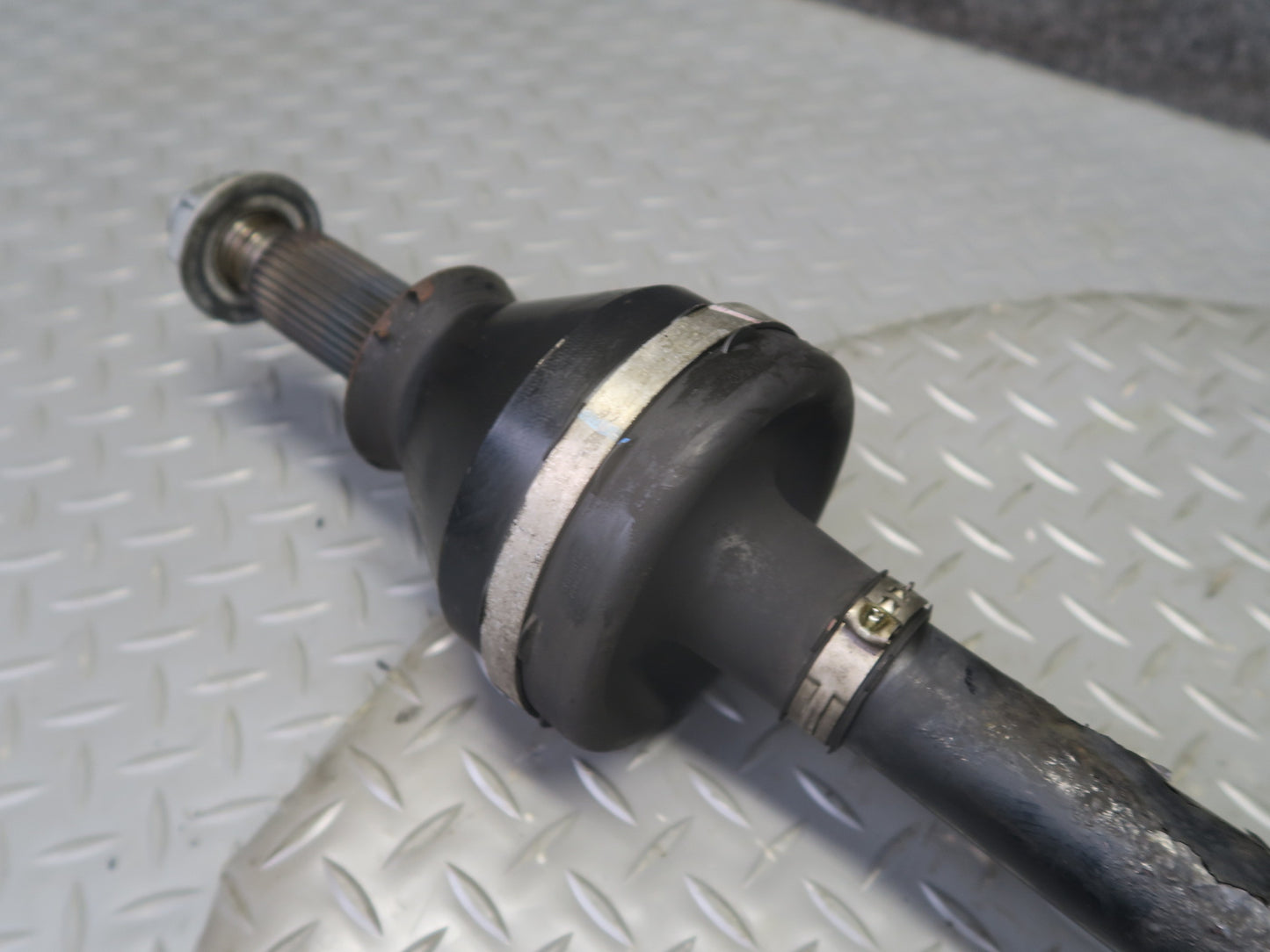 17-20 Maserati Levante M161 3.0L AWD Rear Left or Right Axle Shaft 6700320360