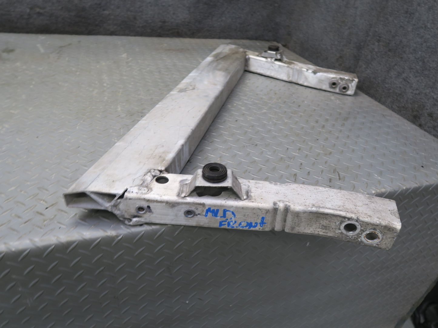 2017-2020 Maserati Levante M161 Front Subframe Extension Brace Bar Bracket