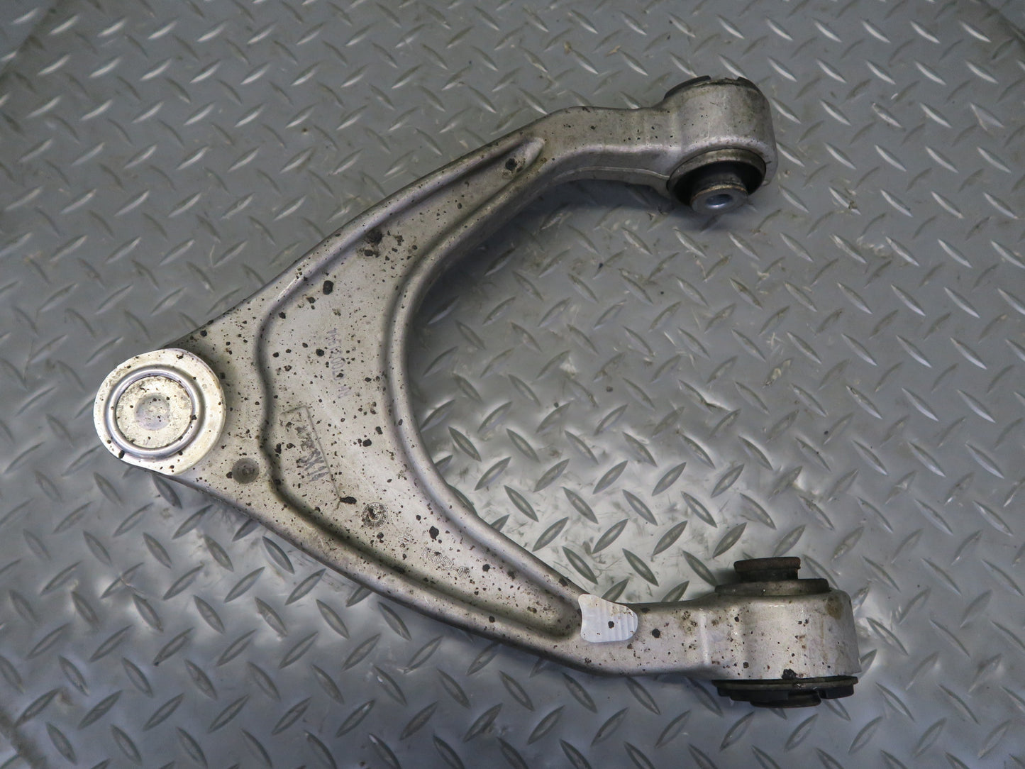 2017-2020 Maserati Levante M161 Front Right Suspension Upper Control Arm