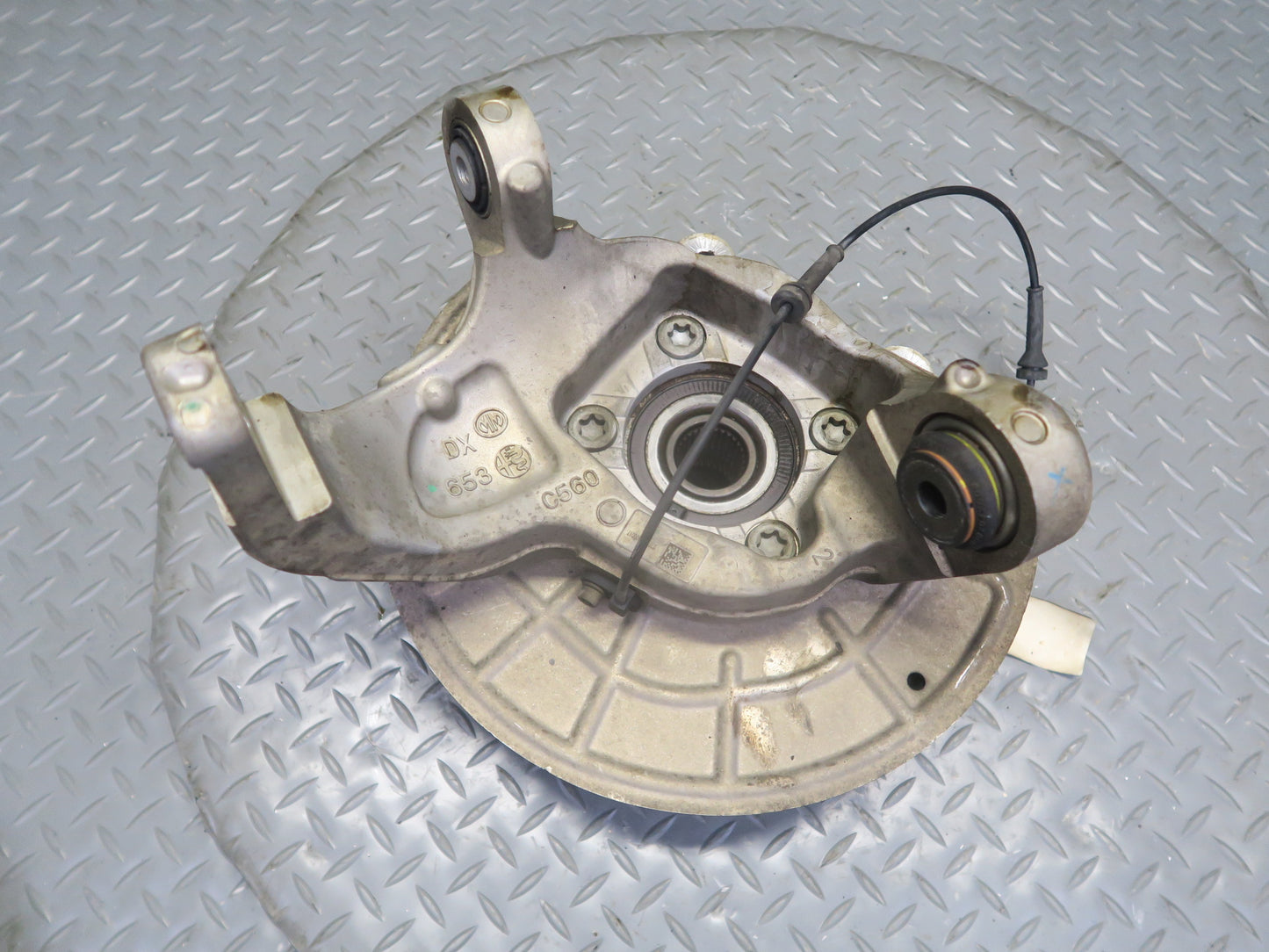 2017-2023 Alfa Romeo Stelvio 2.0L AWD Rear Right Spindle Knuckle Wheel Hub 88K