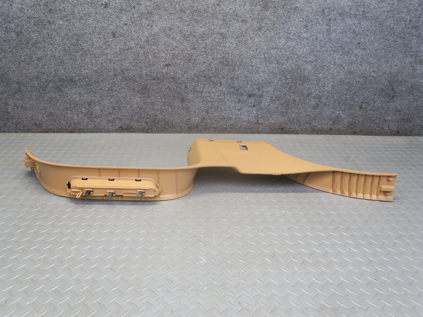 11-18 Porsche Cayenne 958 Left & Right Interior B Pillar Lower Trim Panel Set