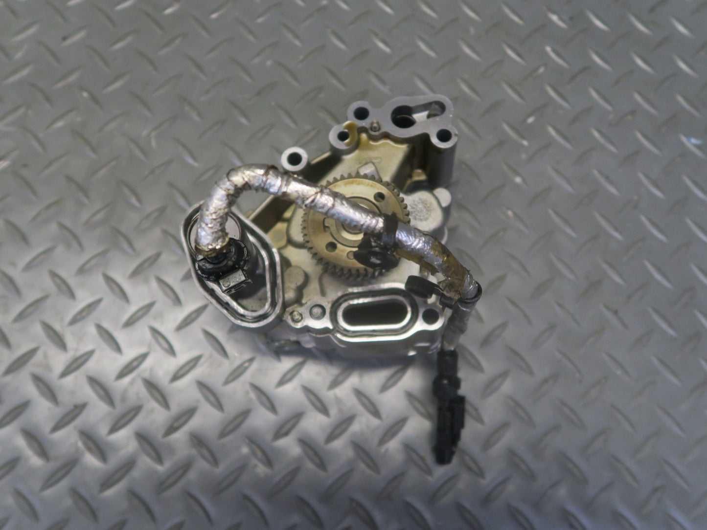 2017-2020 Alfa Romeo Stelvio 2.0L Engine Oil Pump w Valve 88K Miles