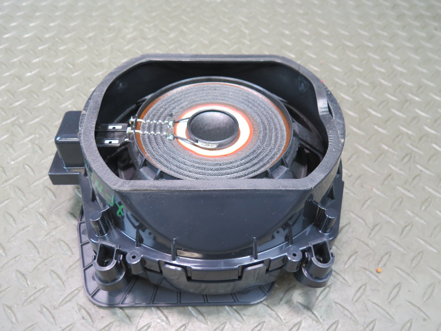 2014-2018 BMW F15 X5 Front Left & Right Under Seat Hifi Subwoofer Speaker Set