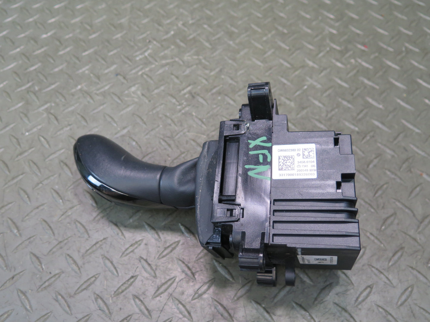 2014-2018 BMW F15 X5 A/T Automatic Transmission Shifter Gear Selector 6832383