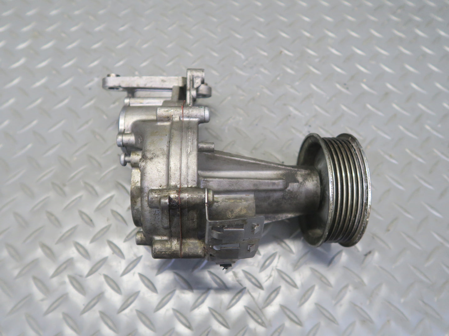 2017-2019 Alfa Romeo Stelvio 2.0L AWD Engine Water Coolant Pump 88K Miles
