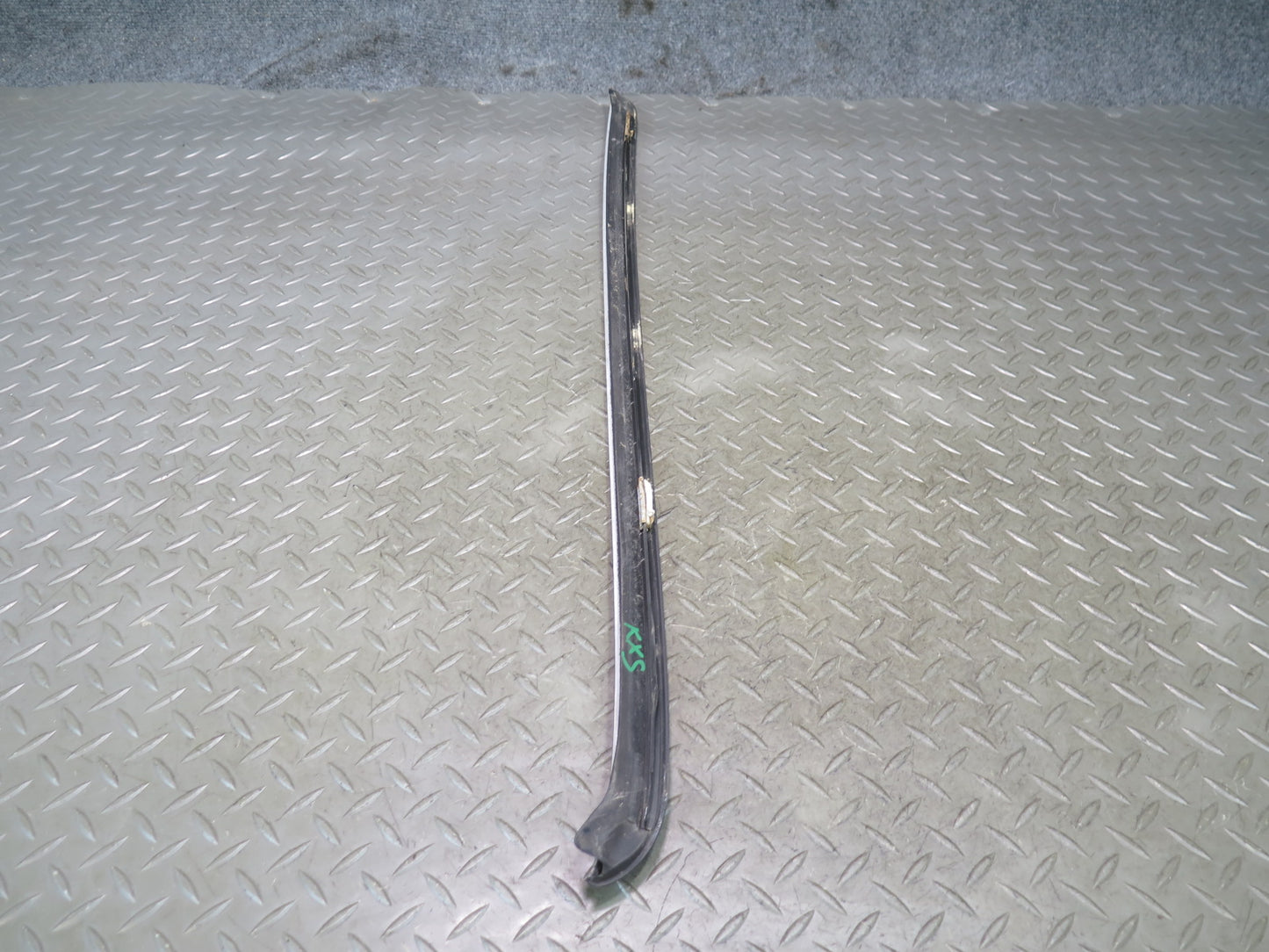 08-14 BMW E71 E72 X6 Front Windshield A Pillar Exterior Trim Molding Set of 2