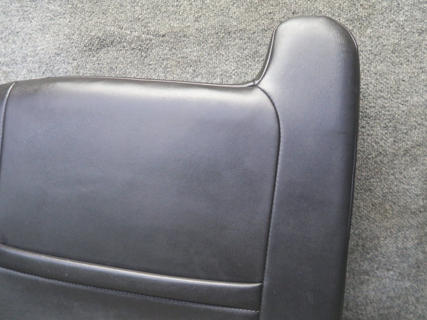 2005-2007 Hummer H2 Front Right Passenger Side Seat Upper Cushion Leather