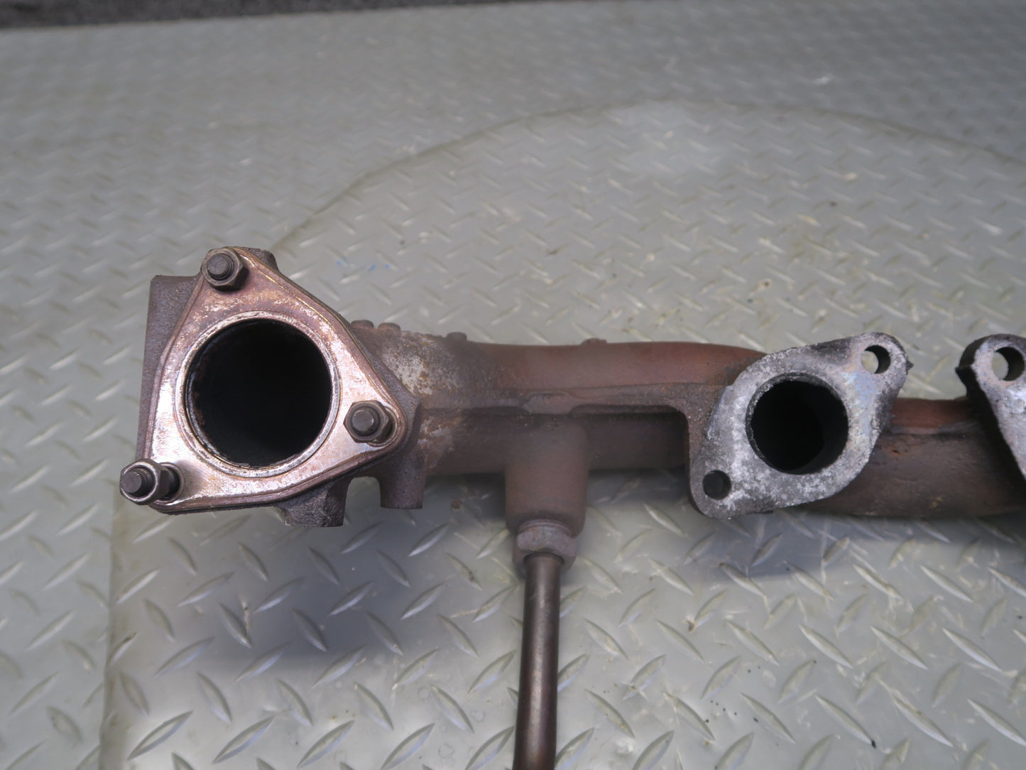 84-89 Nissan Z31 300ZX NA Left Exhaust Manifold w EGR Valve OEM