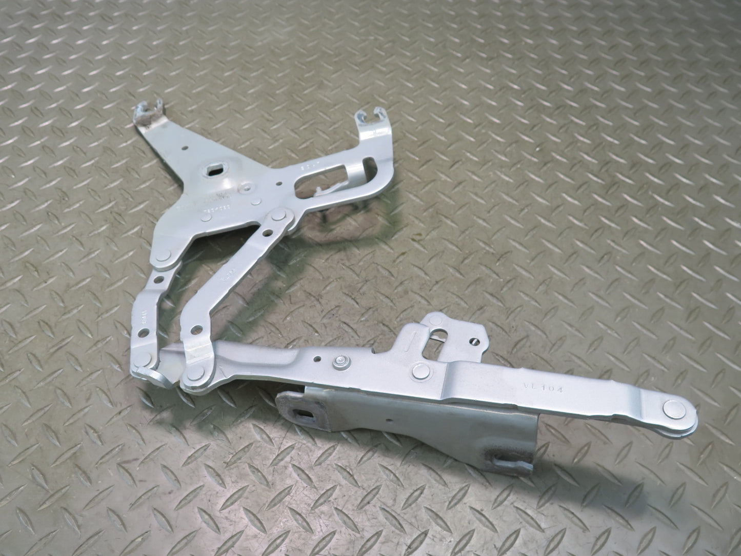 2014-2018 BMW F15 X5 Front Left & Right Hood Hinge Silver Set of 2