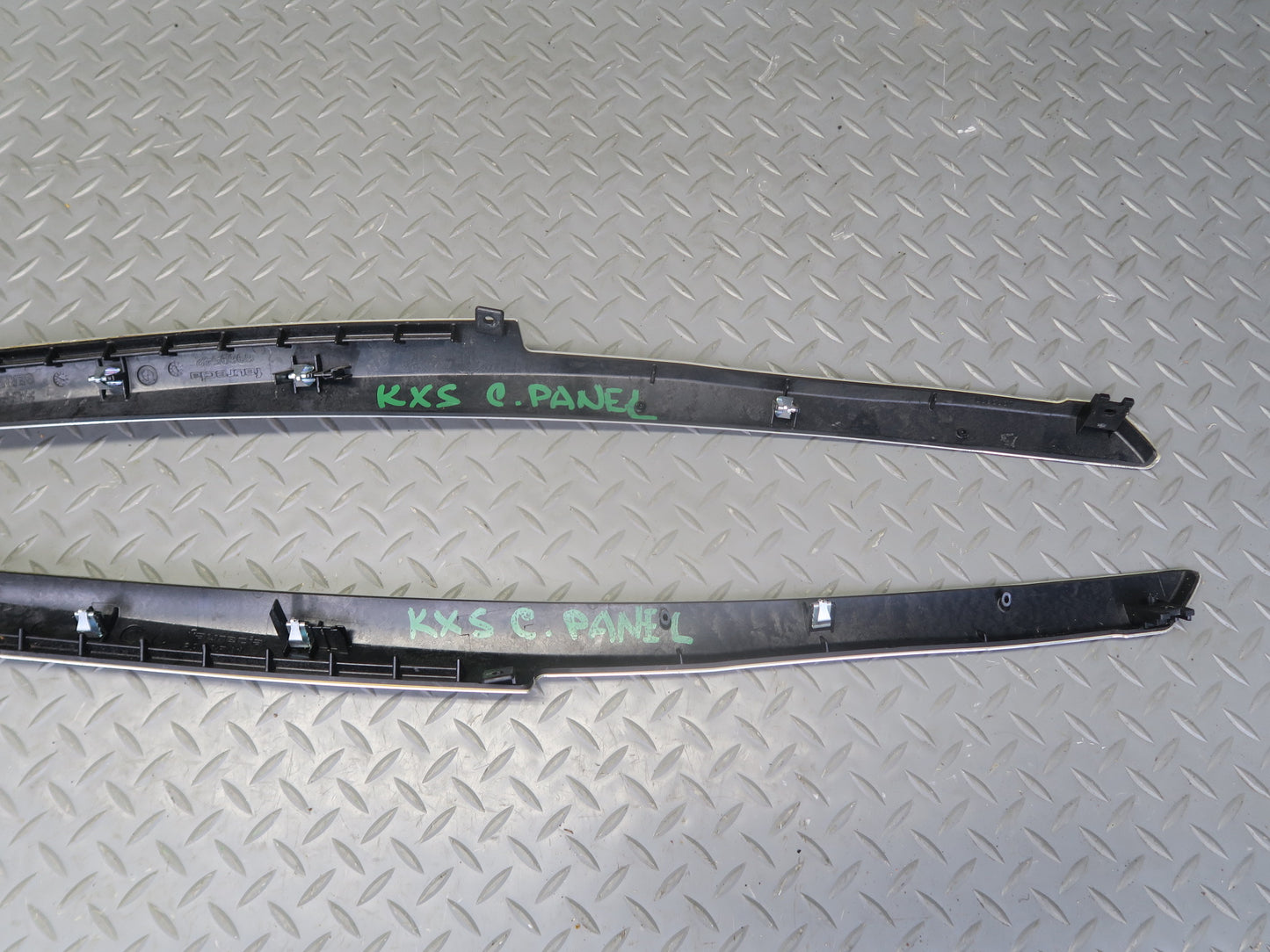 2010-2014 BMW E71 X6M Center Console Trim Bezel Cover Panel Aluminium Set of 2