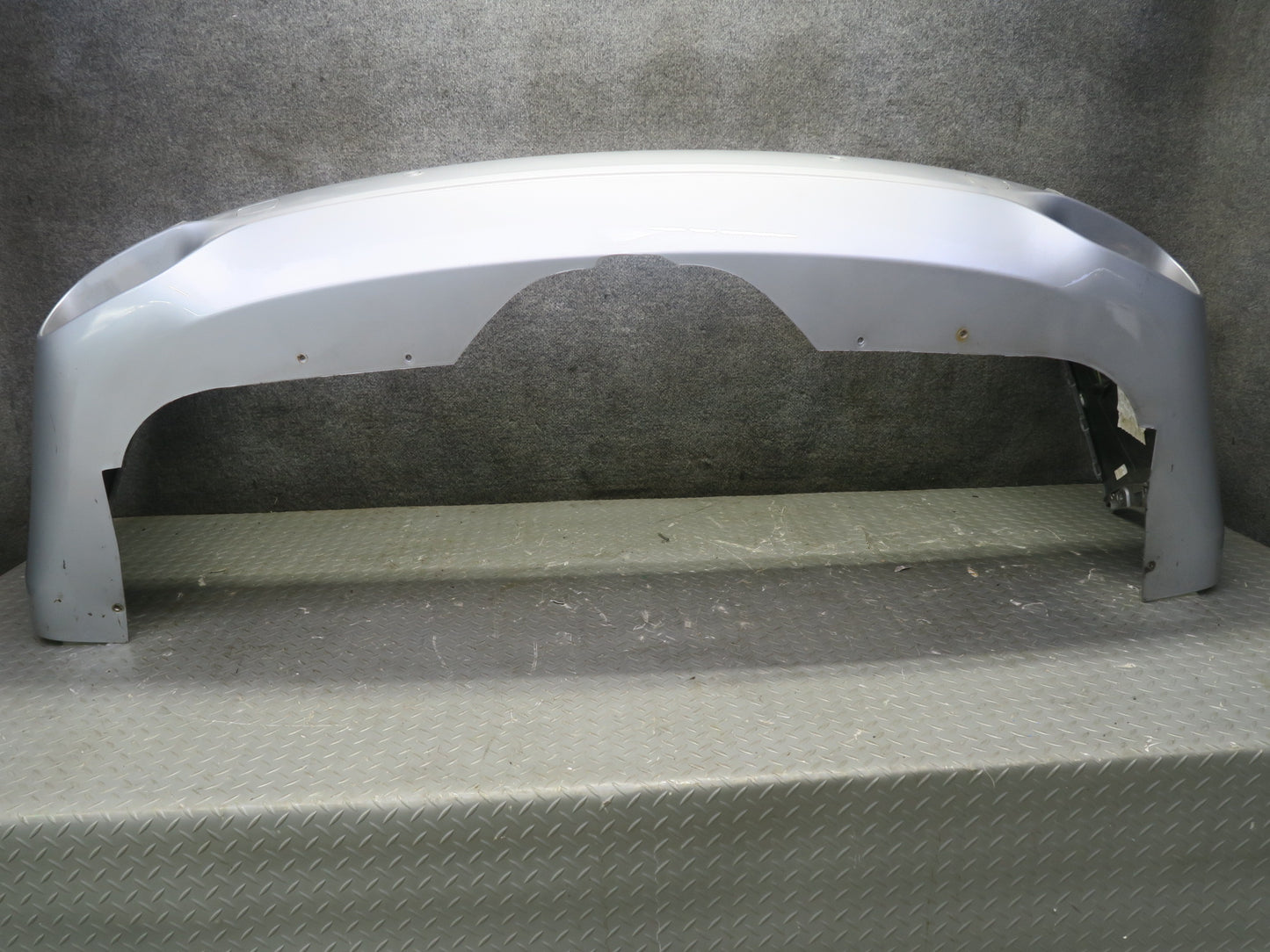 2014-2018 BMW F15 X5 M-sport Rear Bumper Cover w PDC Sensors Glacier Silver