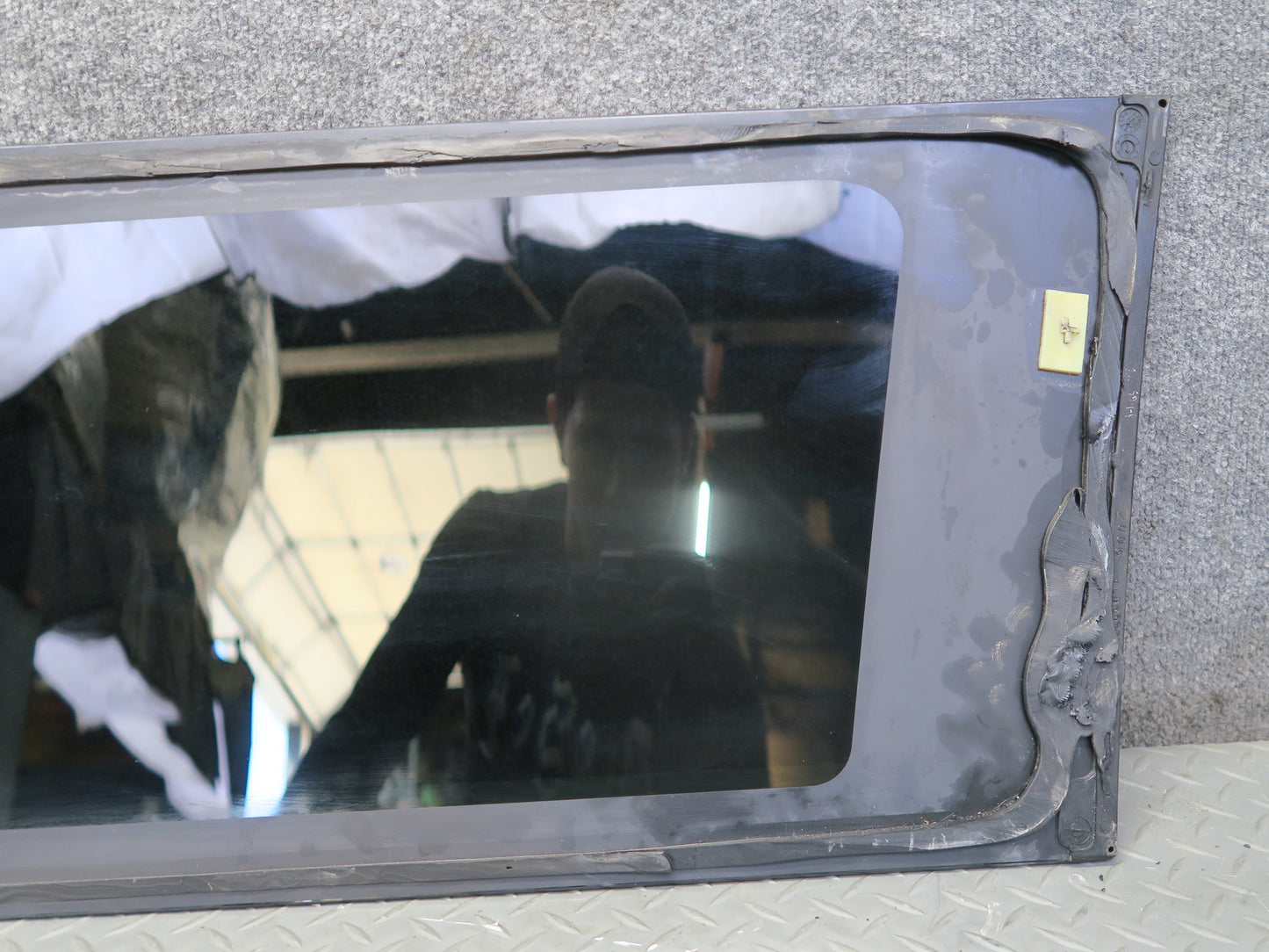 2003-2007 Hummer H2 Rear Left Driver Side Quarter Glass Window