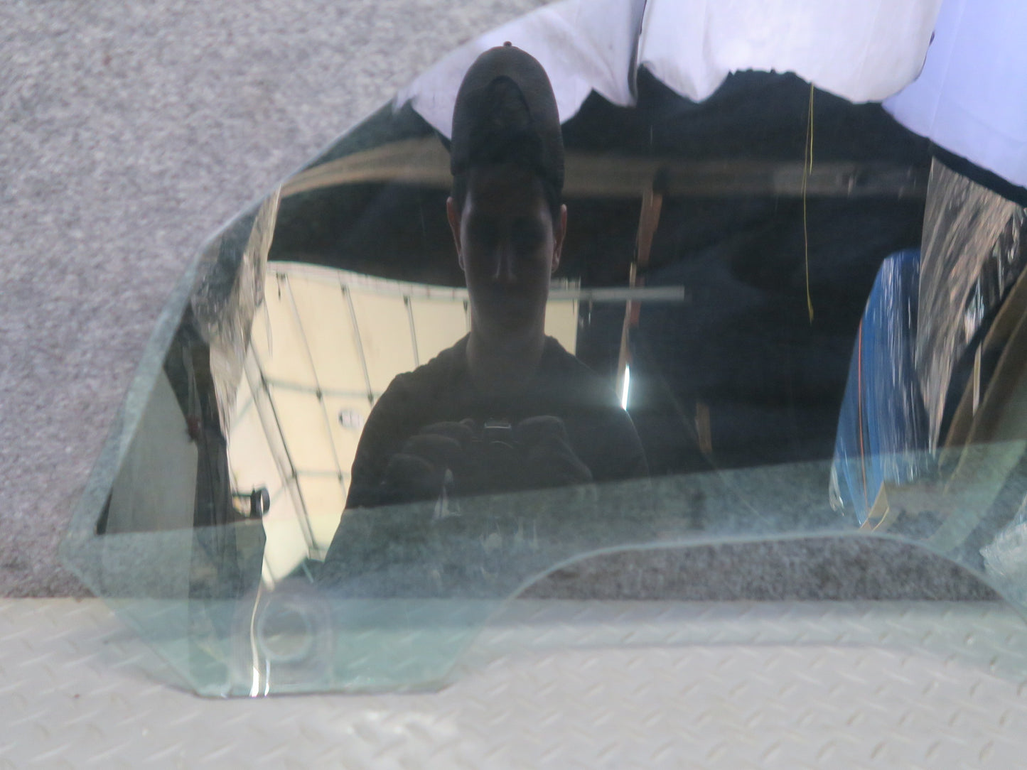09-16 BMW E89 Z4 Front Right Passenger Door Window Glass Tinted OEM