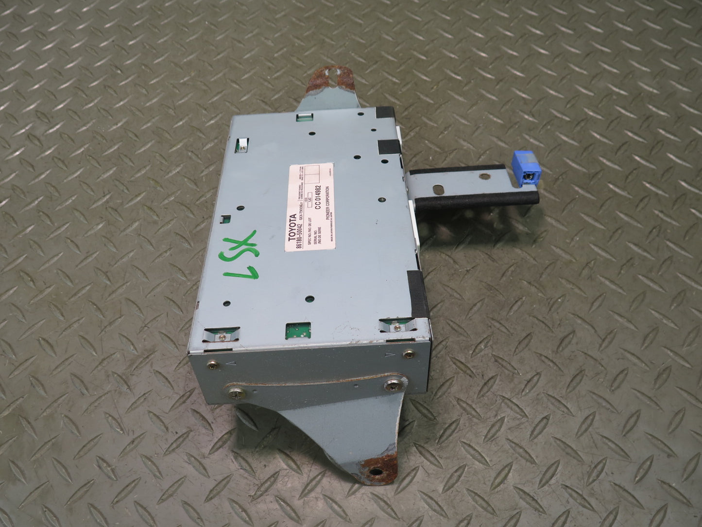 01-03 Lexus UCF30L LS430 Pioneer Audio Radio Amplifier AMP 86180-50042 OEM