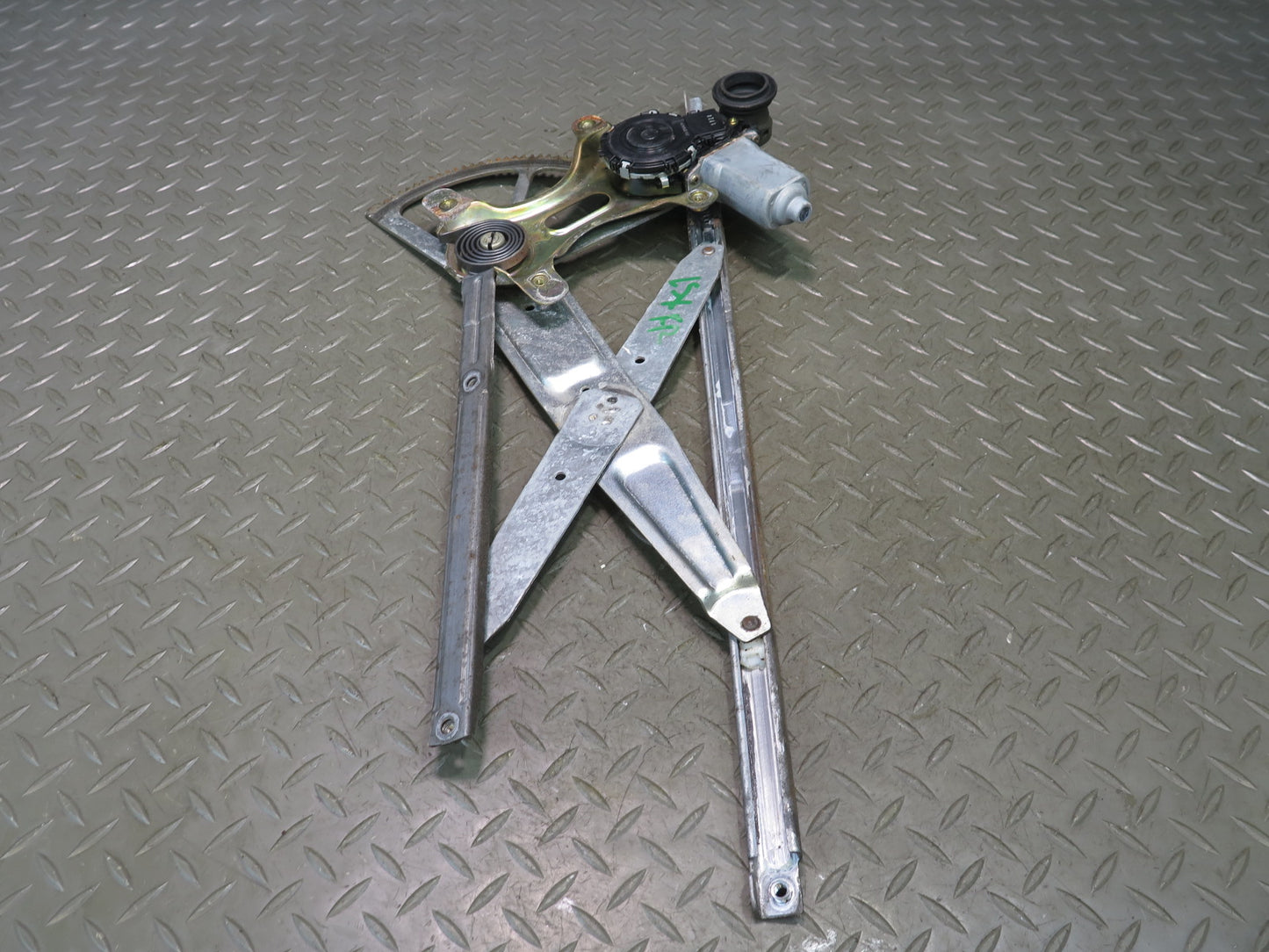 01-06 Lexus UCF30L LS430 Front Right Door Window Regulator w Motor OEM