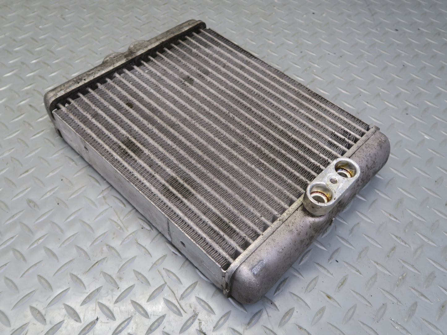2010-2014 BMW E71 X6M S63 Engine Oil Cooler Radiator