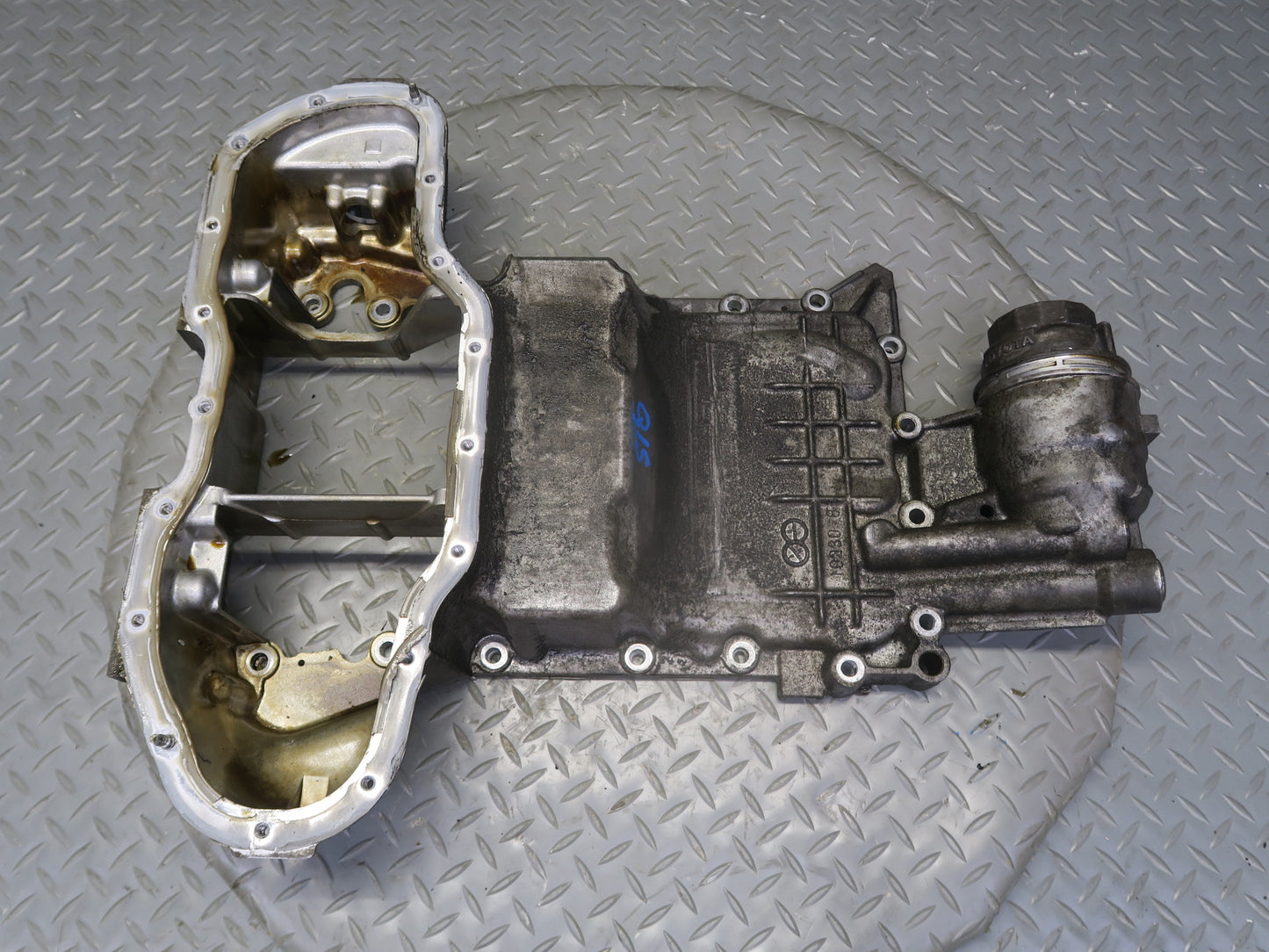 06-13 Lexus IS250 2.5L 4GRFSE Engine Motor Upper Oil Pan OEM