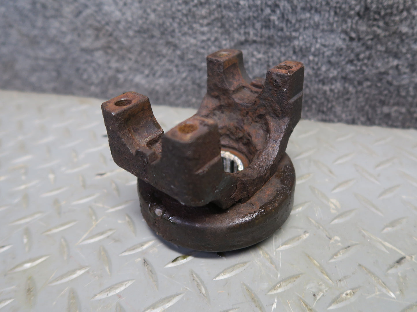 2003-2005 Hummer H2 Rear Differential 4.10 Ratio Ring & Pinion Gear Set