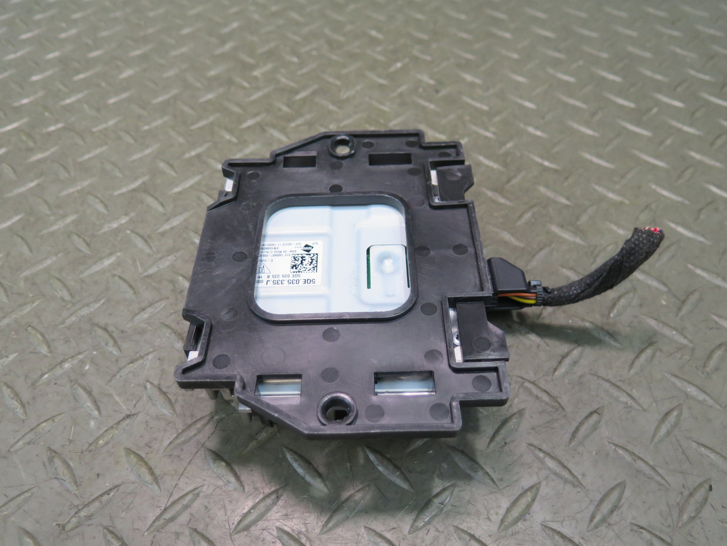 2015-2018 Porsche Cayenne 958 E-hybrid Engine Noise Control Module 5QE035335J