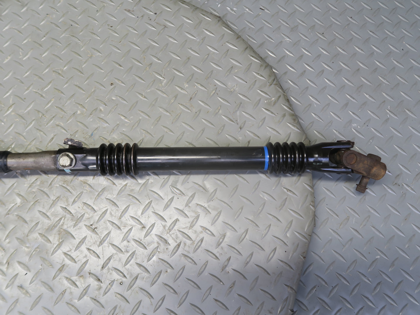 2003-2007 Hummer H2 Steering Column Intermediate U Joint Linkage Shaft