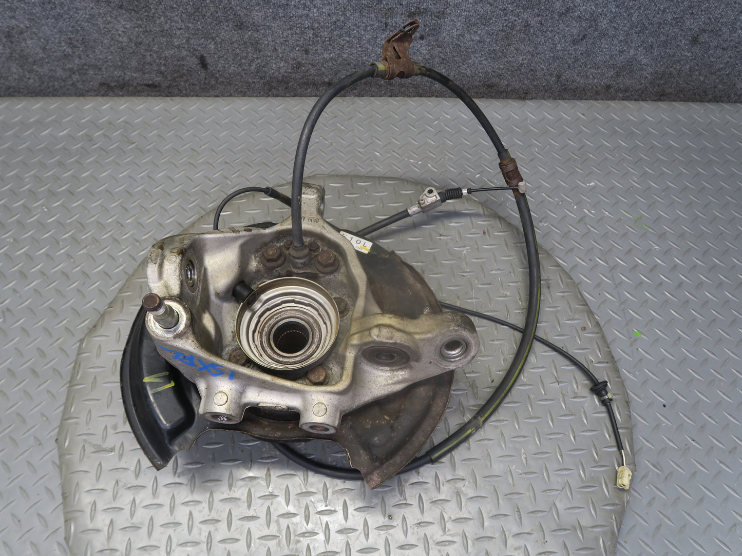 01-06 Lexus LS430 UCF30L RWD Rear Left Spindle Knuckle Wheel Hub Bearing OEM