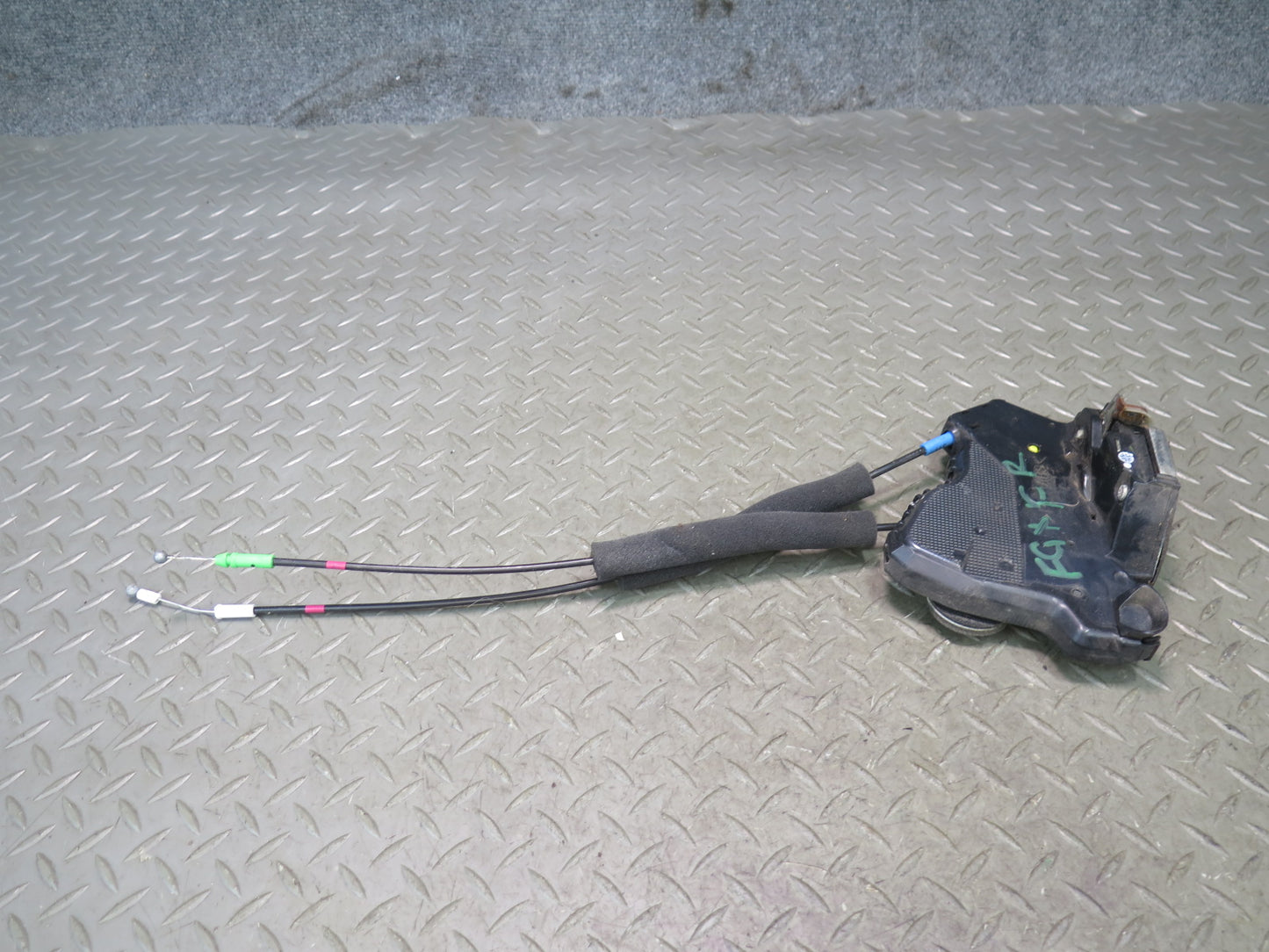 2003-2009 Lexus UZJ120L GX470 Front Right Door Lock Latch Actuator